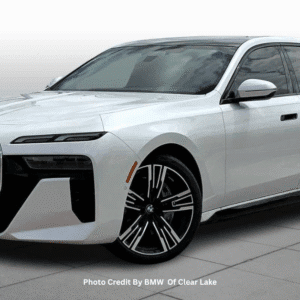      BMW i7 Review 2025